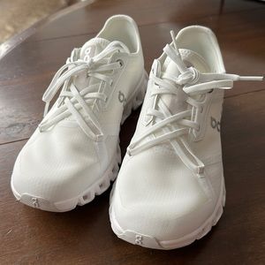 On Sneaker Cloud X 3 AD Women Size 7 White
